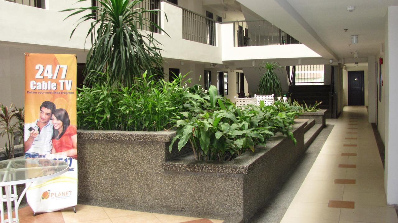 Two - 2Br Condo In The Heart Of Davao City Exteriör bild